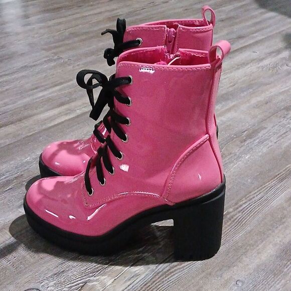 Sheln pink lined shiny combat moto chunky  boots Sz 6 NWOT - Picture 3 of 9